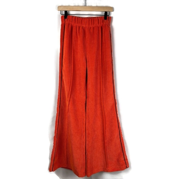 BDG Urban Outfitters Pants - BDG Urban Outfitters Women's Josie Orange Corduroy Wide-Leg Track Pants Small
